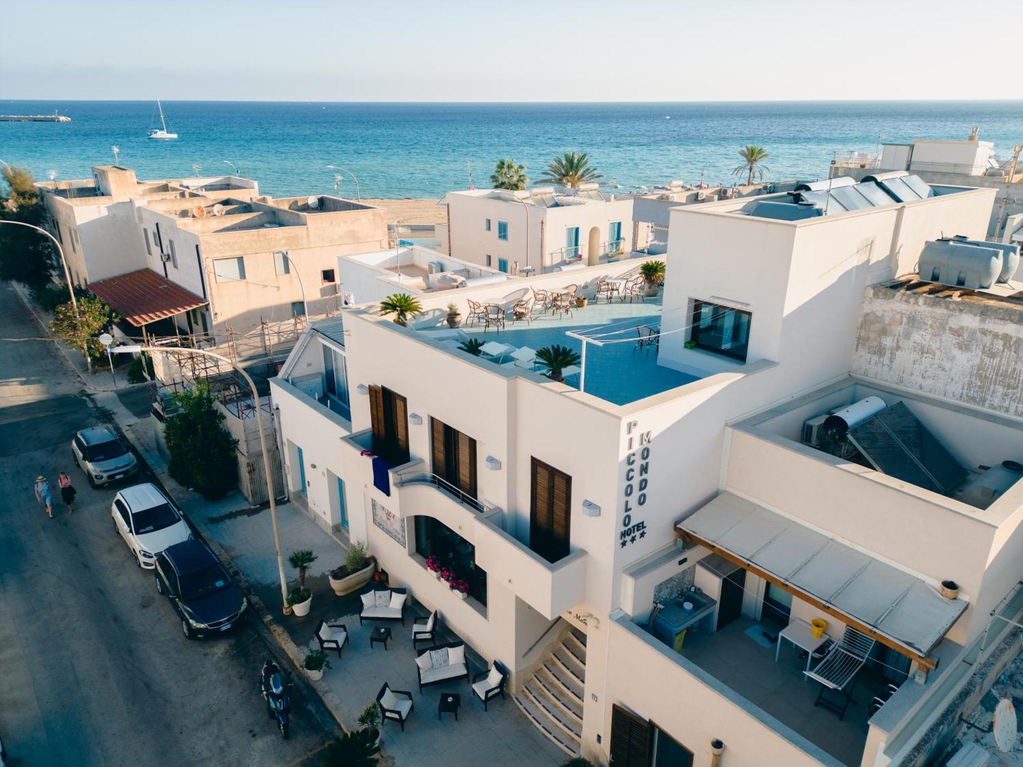 Vicino alla Riserva Zingaro: 4 Hotel Low Cost a Confronto