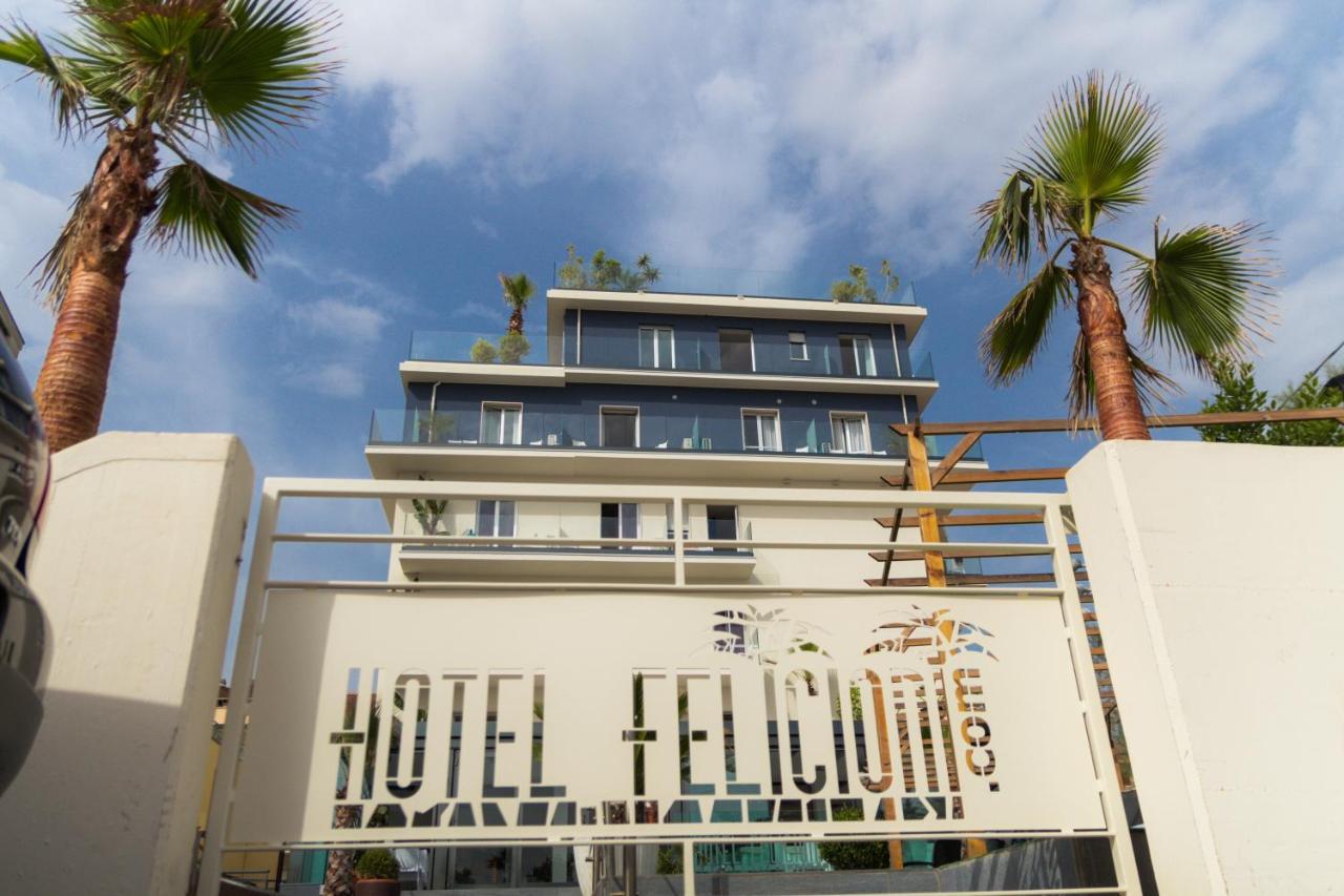 4 Hotel Centrali a Pineto Vicino al Mare e ai Pineti