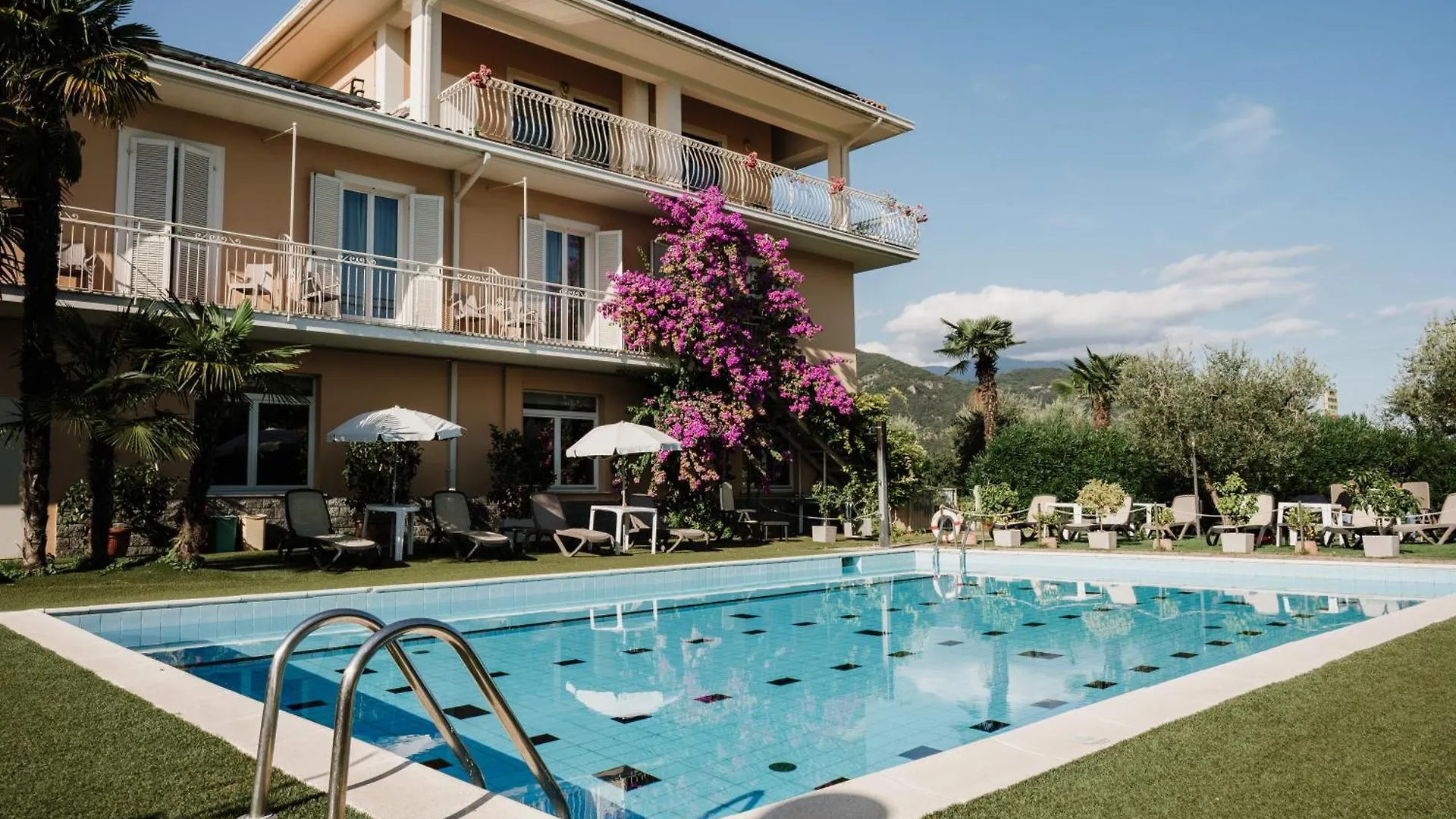 Dove Dormire vicino al Gardagolf Country Club: 5 Hotel Centrali