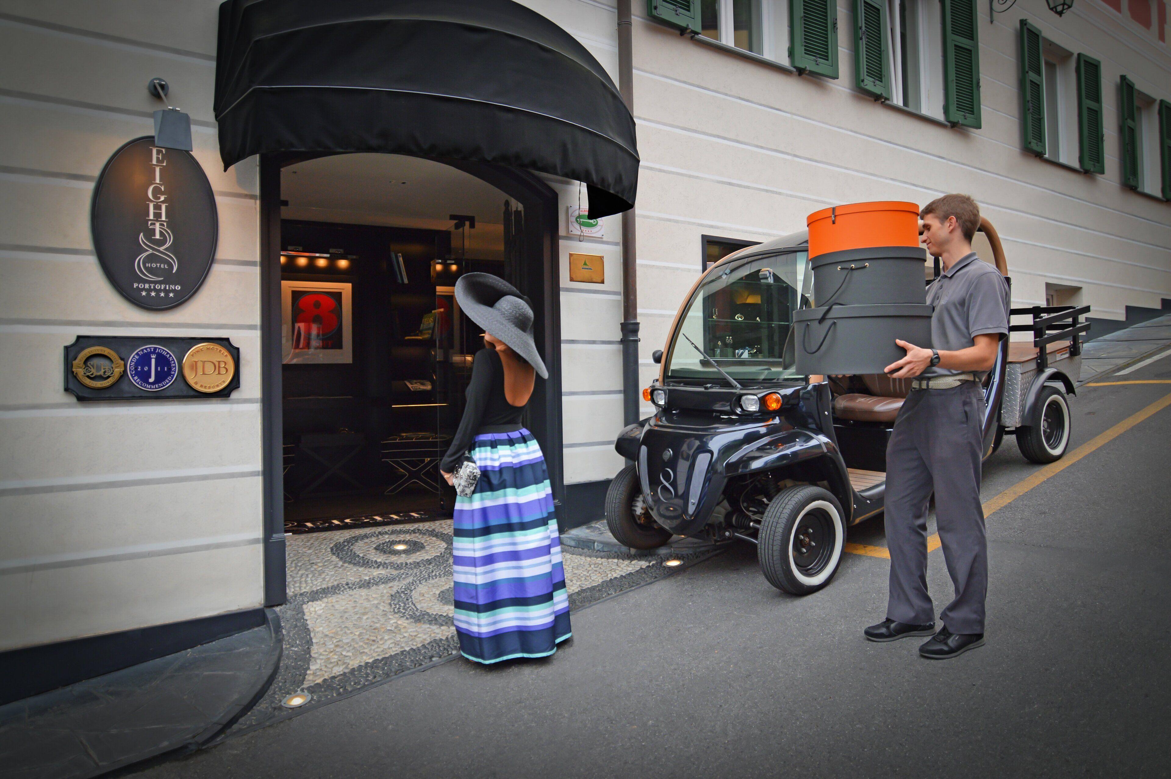 Soggiornare vicino a Castello Brown: 15 Hotel sul Mare a Confronto